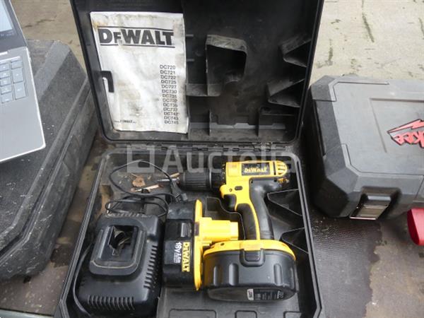 Grote foto dewalt batterijbediende boor reciprocating saw milwaukee doe het zelf en verbouw gereedschappen en machines