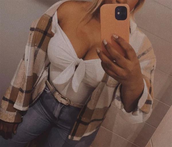 Grote foto nymf slet zoekt dominant erotiek vrouw zoekt man