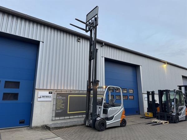 Grote foto vs 22466 elektrische triplex heftruck still rx60 30 bj2017 agrarisch heftrucks