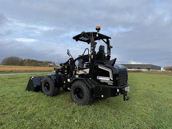 Grote foto giant g2700 x tra hd black edition minishovel nieuw 745 lease agrarisch shovels