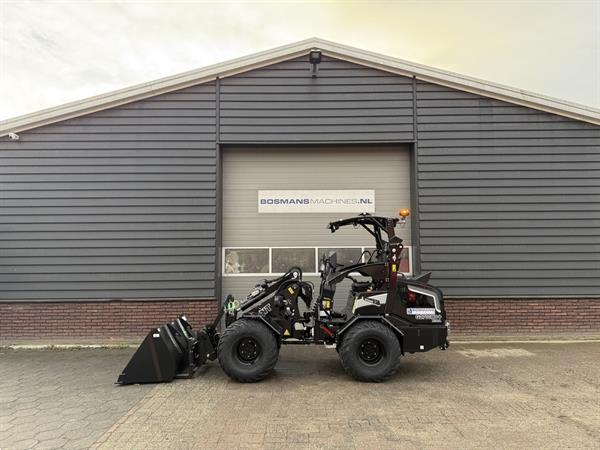 Grote foto giant g2700 x tra hd black edition minishovel nieuw 745 lease agrarisch shovels