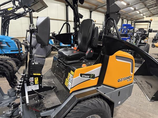 Grote foto giant g2700 x tra hd shovel nieuw kogeltrekhaak spatbordverbreders pro inching agrarisch shovels