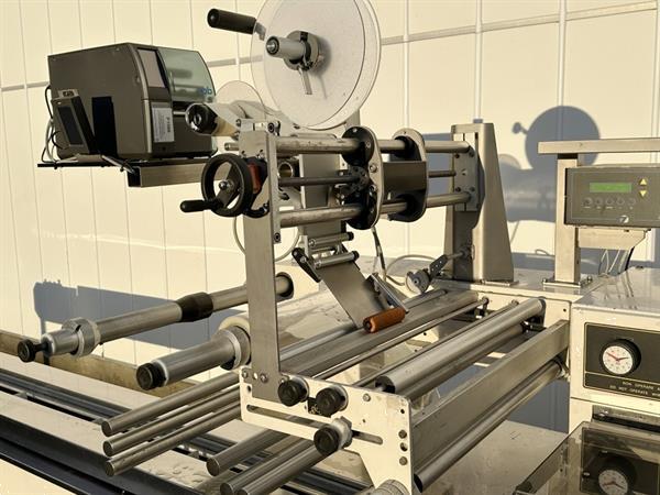 Grote foto ilapak superflow uno flowpackmachine agrarisch tuinbouw