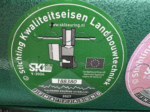 Grote foto empas 34 85 45 spuitreservoir bak 2200 liter met 2 haspels en pomp agrarisch onkruidbestrijding