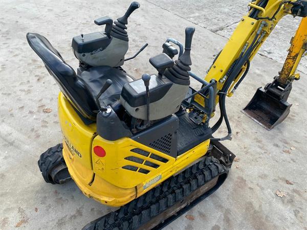 Grote foto new holland e9sr 2008 minigraver cw05 3bakken doe het zelf en verbouw kranen en graafmachines