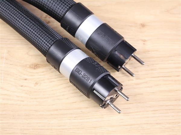 Grote foto shunyata research sigma nr highend audio power cables 1 0 metre c19 2 available audio tv en foto onderdelen en accessoires
