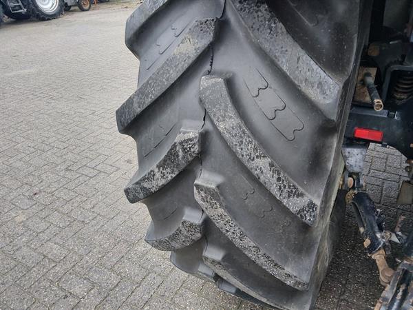 Grote foto new holland ts 135a plus met luchtremmen agrarisch tractoren