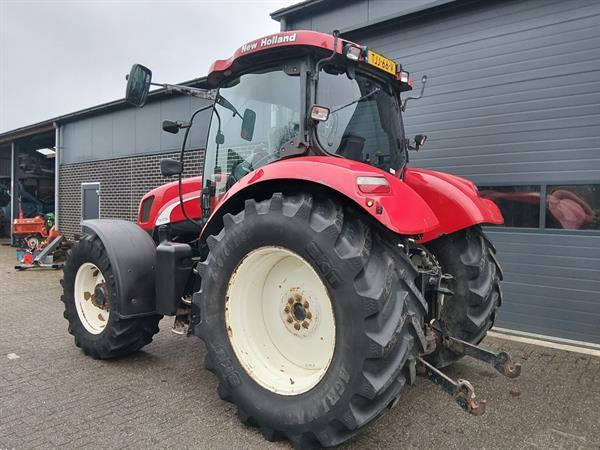 Grote foto new holland ts 135a plus met luchtremmen agrarisch tractoren