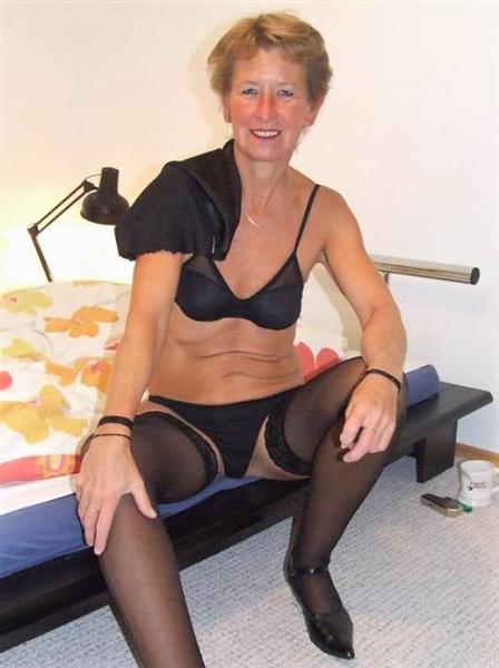 Grote foto wil jij wel sekscontact met een oudere vrouw erotiek vrouw zoekt mannelijke sekspartner