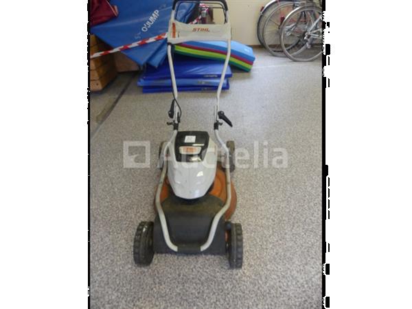 Grote foto ref 22 23 24 bat 4 tuingereedschappen te renoveren stihl tuin en terras overige tuin en terras