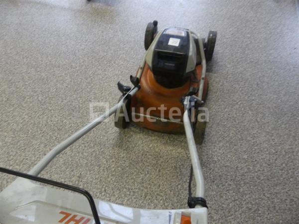 Grote foto ref 22 23 24 bat 4 tuingereedschappen te renoveren stihl tuin en terras overige tuin en terras