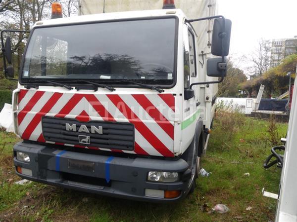 Grote foto ref 5 gordijntruck met achterklep man l2000 2005 126 661 km doe het zelf en verbouw vrachtwagens