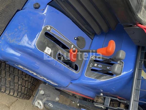 Grote foto iseki sfh240 professionele zitmaaier sbc550f tuin en terras zitmaaiers