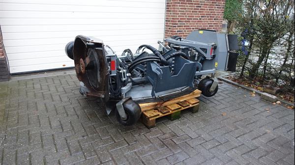 Grote foto gmr stensballe th3000c tuin en terras cirkelmaaiers