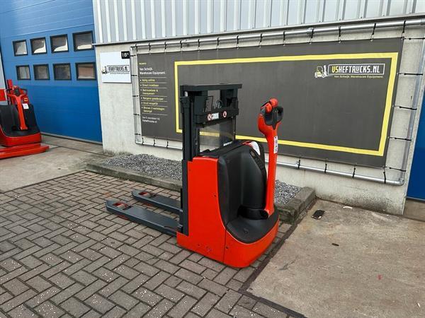 Grote foto vs 22497 elektrische duo stapelaar linded06 1724mm doe het zelf en verbouw hefwerktuigen