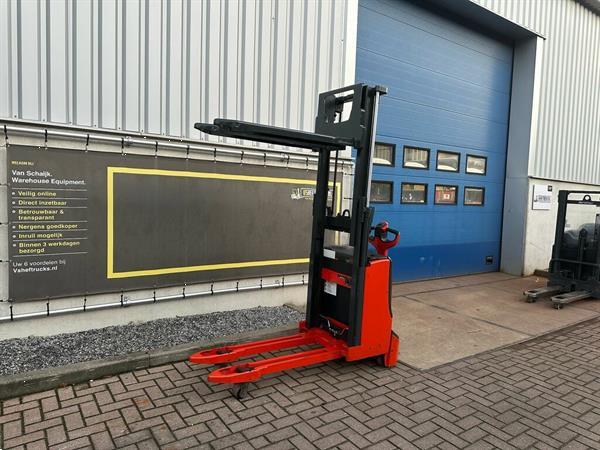 Grote foto vs 22497 elektrische duo stapelaar linded06 1724mm doe het zelf en verbouw hefwerktuigen