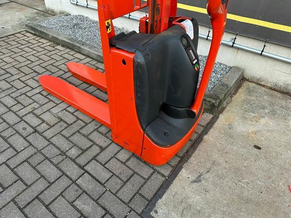 Grote foto vs 22493 compacte duo elektrische stapelaar linde 1010mm doe het zelf en verbouw hefwerktuigen