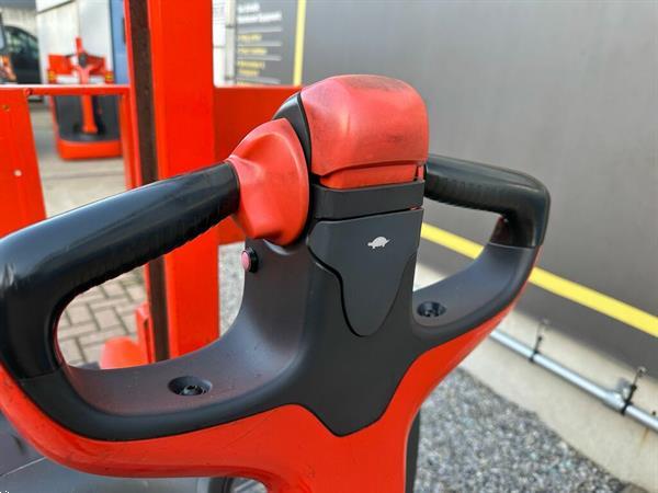 Grote foto vs 22495 compacte duo elektrische stapelaar linde 1010mm doe het zelf en verbouw hefwerktuigen