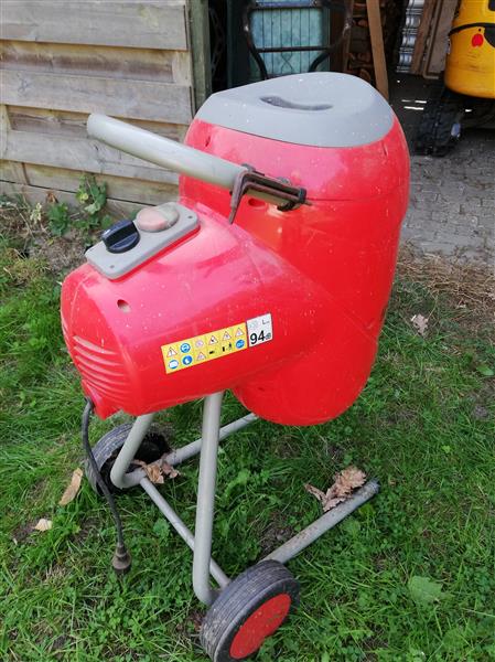 Grote foto takkenversnipperaar doe het zelf en verbouw gereedschappen en machines