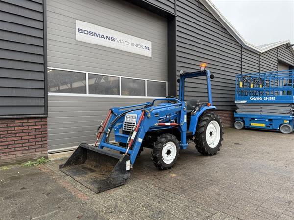 Grote foto iseki sial 21 4wd minitractor met voorlader frontlader agrarisch tractoren