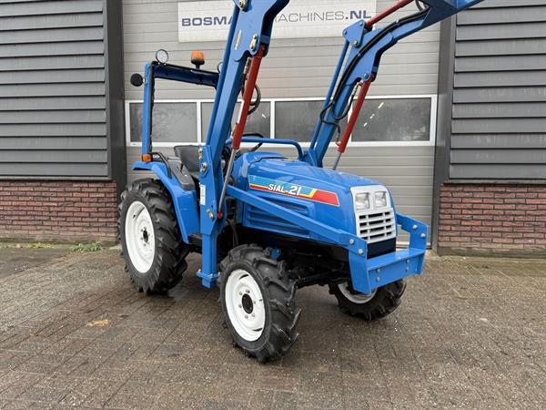 Grote foto iseki sial 21 4wd minitractor met voorlader frontlader agrarisch tractoren