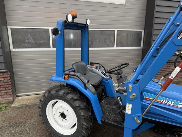 Grote foto iseki sial 21 4wd minitractor met voorlader frontlader agrarisch tractoren