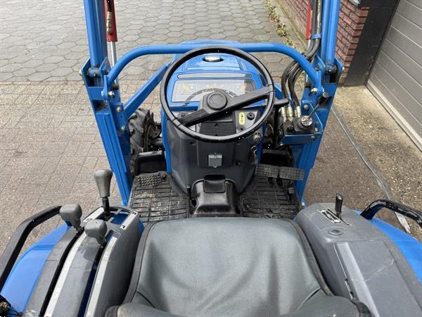 Grote foto iseki sial 21 4wd minitractor met voorlader frontlader agrarisch tractoren
