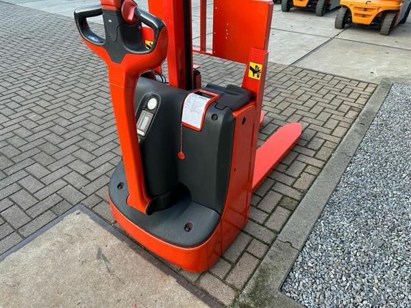 Grote foto vs 22499 compacte duo elektrische stapelaar linde 1010mm doe het zelf en verbouw hefwerktuigen