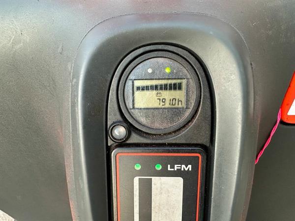 Grote foto vs 22500 compacte duo elektrische stapelaar linde 1010mm doe het zelf en verbouw hefwerktuigen