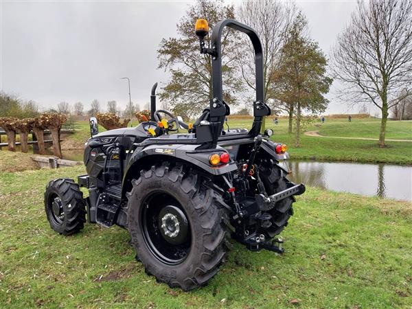 Grote foto solis 50 shuttle xl rops black edition agrarisch tractoren