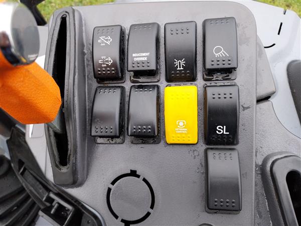 Grote foto solis 50 shuttle xl rops black edition agrarisch tractoren