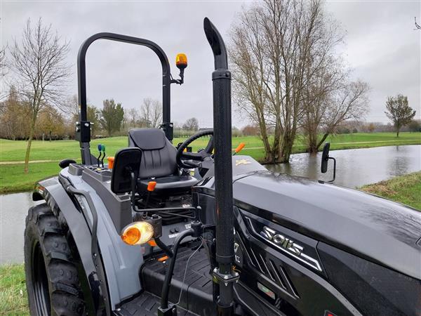 Grote foto solis 50 shuttle xl rops black edition agrarisch tractoren