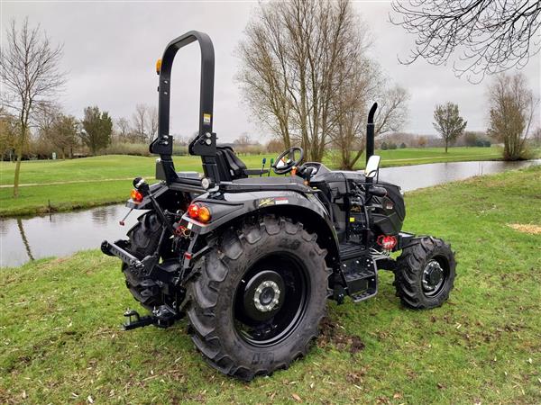 Grote foto solis 50 shuttle xl rops black edition agrarisch tractoren