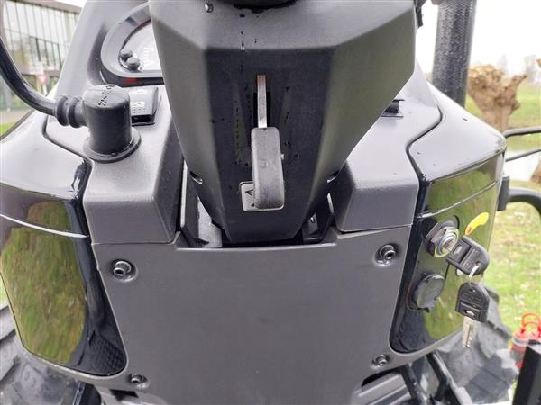 Grote foto solis 50 shuttle xl rops black edition agrarisch tractoren