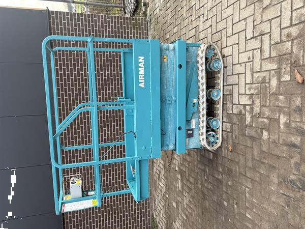 Grote foto hoogwerker rupshoogwerker airman encl045 schaarhoogwerker aichi doe het zelf en verbouw hoogwerkers