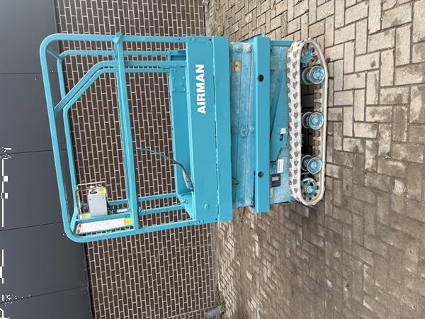 Grote foto hoogwerker rupshoogwerker airman encl045 schaarhoogwerker aichi doe het zelf en verbouw hoogwerkers