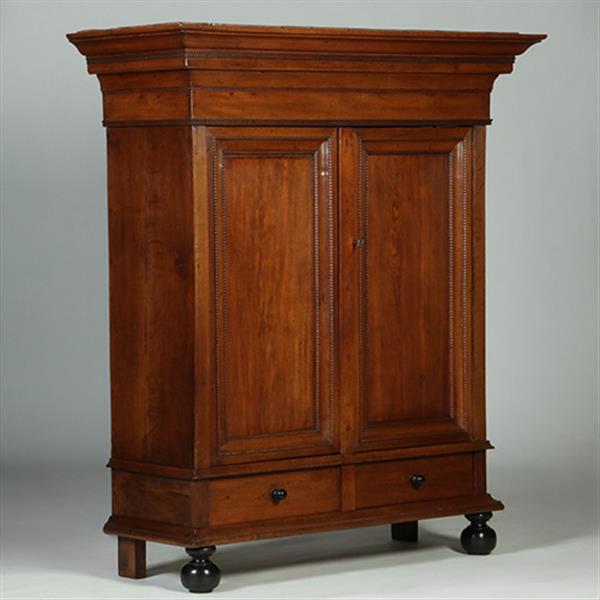 Grote foto kleine pastoorskast in warme kleur eikenhout ca 1700 no.351925 antiek en kunst stoelen en banken