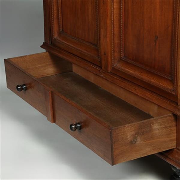 Grote foto kleine pastoorskast in warme kleur eikenhout ca 1700 no.351925 antiek en kunst stoelen en banken