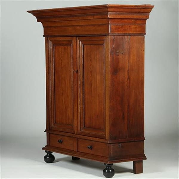 Grote foto kleine pastoorskast in warme kleur eikenhout ca 1700 no.351925 antiek en kunst stoelen en banken