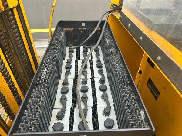 Grote foto vs 22490 triplex reachtruck jungheinrich 5400mm freelift doe het zelf en verbouw hefwerktuigen