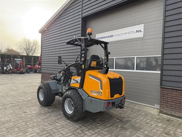 Grote foto giant g2700 x tra hd minishovel bj 2025 445 uur 635 lease agrarisch shovels