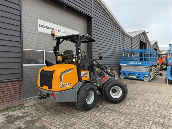 Grote foto giant g2700 x tra hd minishovel bj 2025 445 uur 635 lease agrarisch shovels