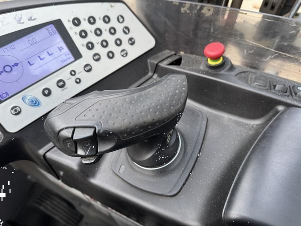 Grote foto vs 22520 reachtruck still fmx14 bj2018 sideshift freelift doe het zelf en verbouw hefwerktuigen