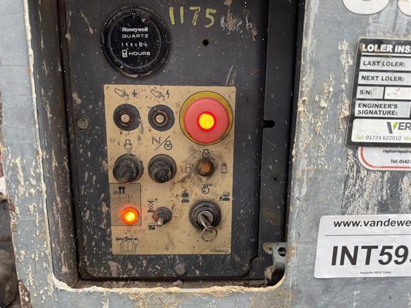 Grote foto skyjack sj 6832rt schaarhoogwerker scissor 2014 4x4 kubota diesel 12m werkhoogte doe het zelf en verbouw hoogwerkers