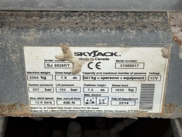 Grote foto skyjack sj 6826rt schaarhoogwerker scissor 2014 4x4 kubota 10mtr werkhoogte doe het zelf en verbouw hoogwerkers