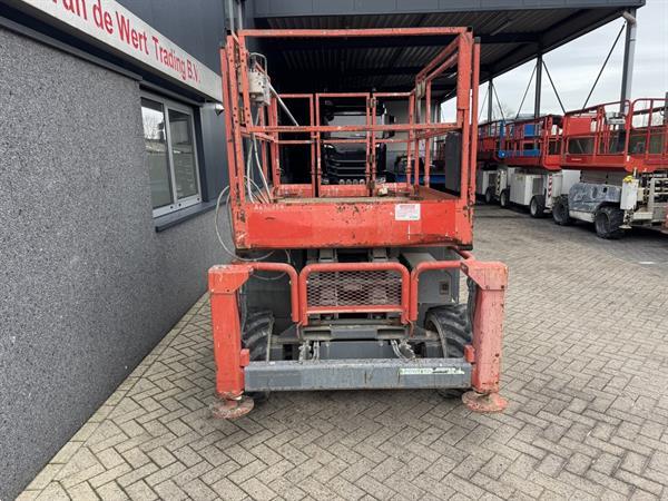 Grote foto skyjack sj 6826rt schaarhoogwerker scissor 2014 4x4 kubota 10mtr werkhoogte doe het zelf en verbouw hoogwerkers