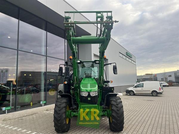 Grote foto john deere 6120m 777709 agrarisch tractoren