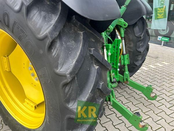 Grote foto john deere 6120m 777709 agrarisch tractoren