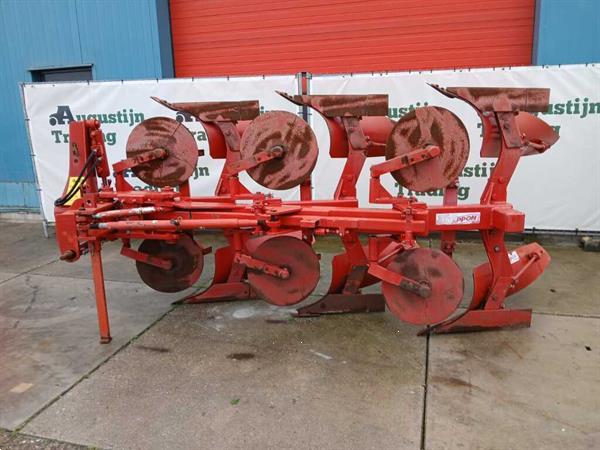 Grote foto cappon ploeg agrarisch ploegen