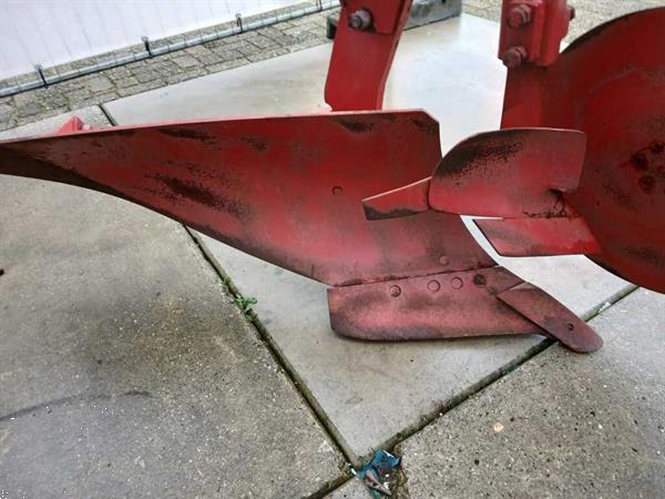 Grote foto cappon ploeg agrarisch ploegen